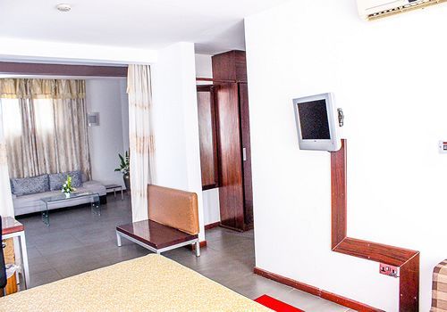Maxlot Hotel Akkra Exterior foto